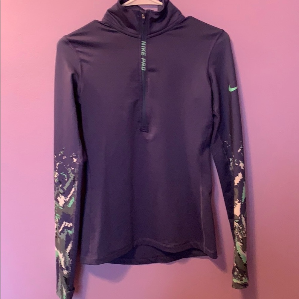 Nike pullover quarter zip.